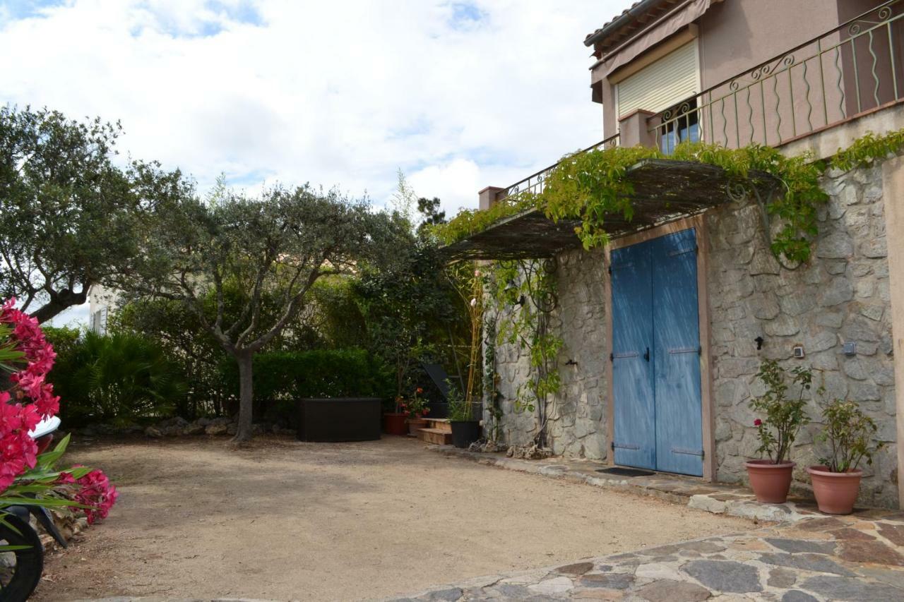 Apartment Les Moulins Saint Tropez Bagian luar foto